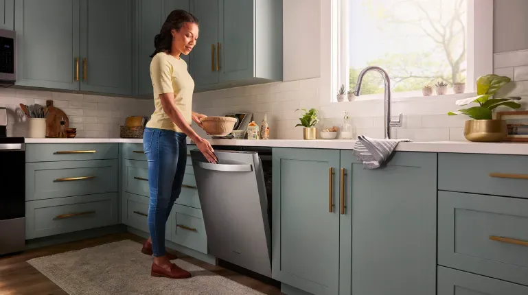 whirlpool-WDT730HAMZ